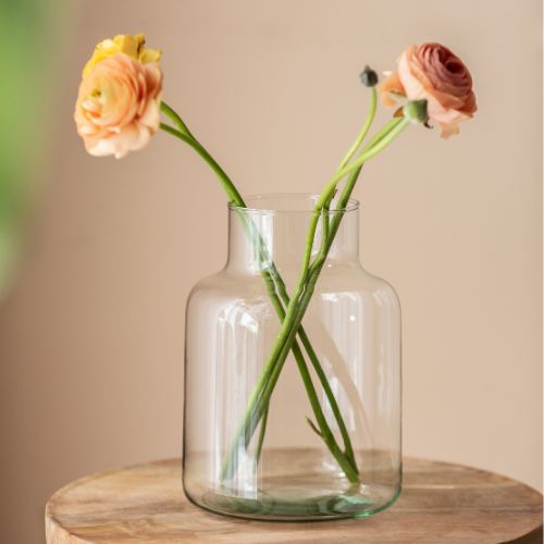 PONADCZASOWA FORMA W NOWOCZESNYM WYDANIU